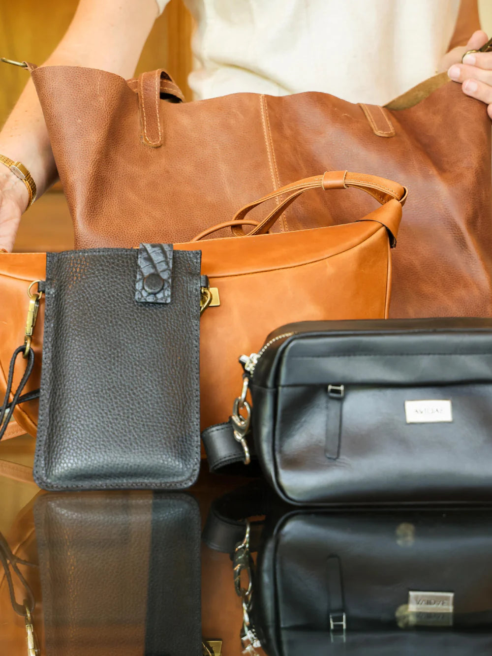 CARTERAS Y BOLSOS