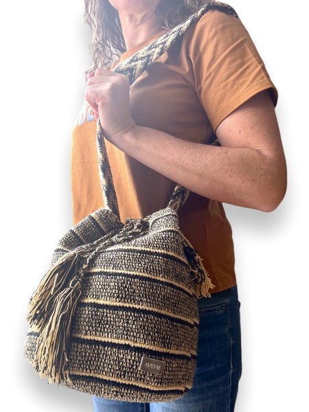Bolso Wayuu Apshana Negro Beige Grande