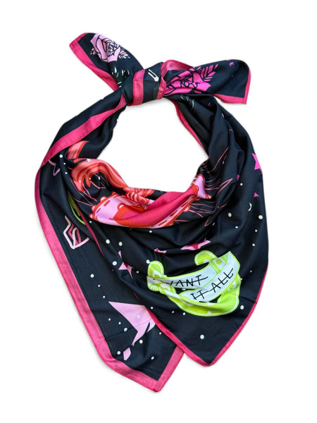 Pañuelo Cosmic Heart Negro 90x90 cms.
